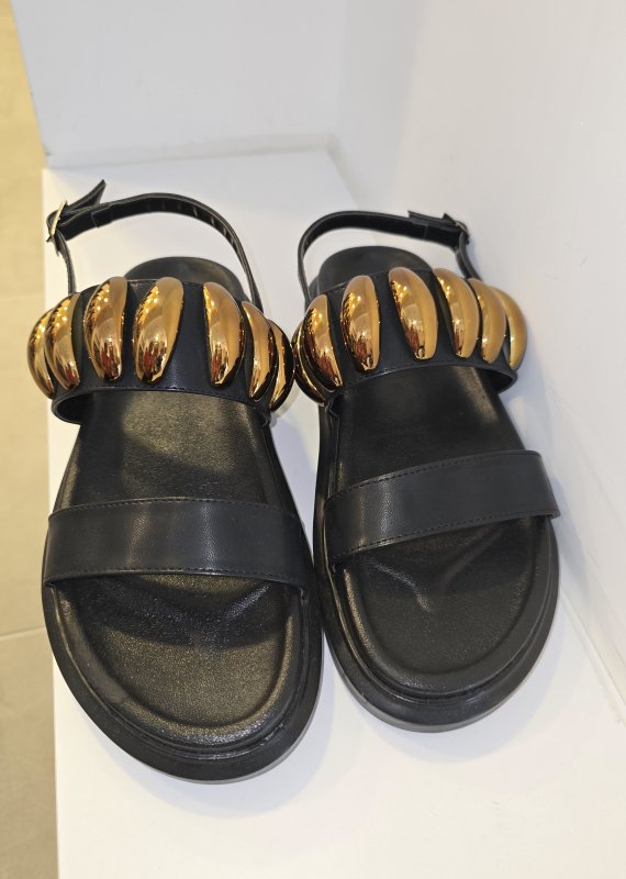 BANTLI TAŞLI SANDALET